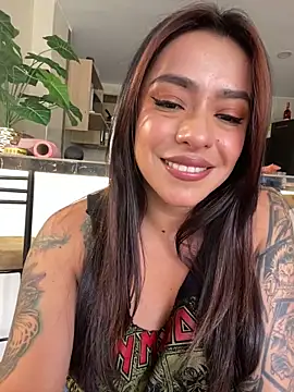 Snapshot of foxxy_lover chatting on April 8, 5:46 pm foxxy lover online show from April 8, 5:46 pm