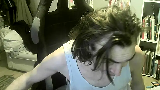 Snapshot of odiiby chatting on February 21, 6:58 am odiiby online show from February 21, 6:58 am