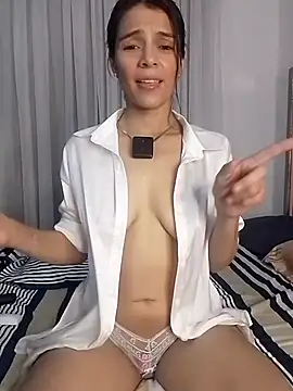 EvaMiranda online show from July 7, 3:42 am