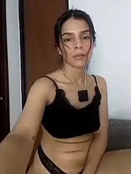 EvaMiranda online show from July 8, 3:11 am