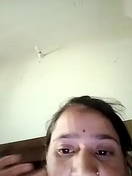 khushi rawat online show from March 8, 3:10 am