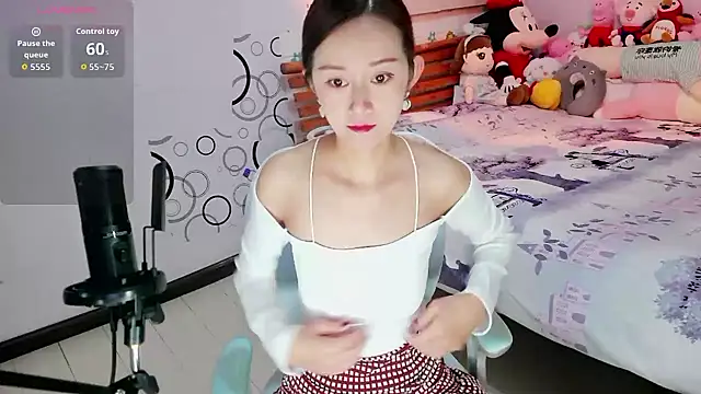 baozi-DDET online show from March 11, 12:38 am