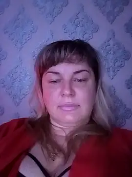 Snapshot of KristinaLowq chatting on April 9, 9:20 pm KristinaLowq online show from April 9, 9:20 pm