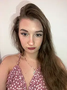 Snapshot of Green_eyes_lady chatting on July 21, 3:03 pm Green eyes lady online show from July 21, 3:03 pm
