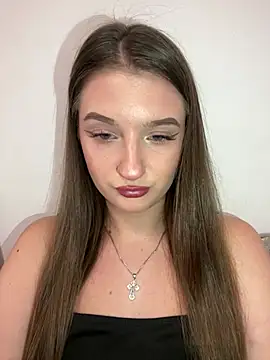 Snapshot of Green_eyes_lady chatting on July 28, 6:20 pm Green eyes lady online show from July 28, 6:20 pm
