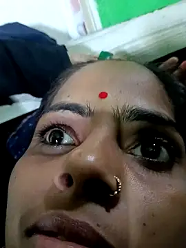 Priyakoli4568 online show from April 24, 4:26 am