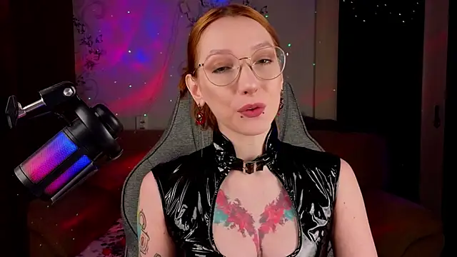 Vamp Mila online show from April 28, 6:13 pm