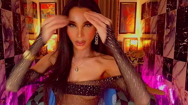 SeductiveSamanthaTS online show from February 15, 8:05 pm