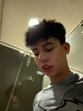 yoursexyjose online show from July 8, 7:51 pm
