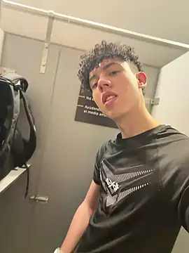 yoursexyjose online show from July 11, 5:59 pm