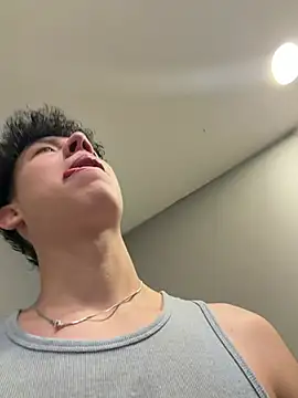 yoursexyjose online show from July 19, 7:28 pm
