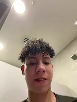 yoursexyjose online show from July 21, 6:43 pm