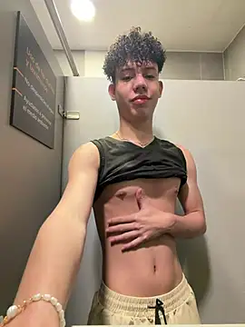 yoursexyjose online show from July 22, 7:05 pm