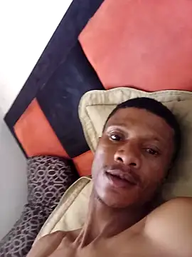 Snapshot of SexyHlono chatting on April 4, 2:14 pm SexyHlono online show from April 4, 2:14 pm