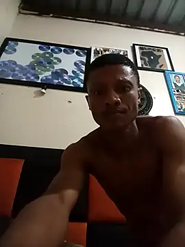 Snapshot of SexyHlono chatting on April 8, 11:59 pm SexyHlono online show from April 8, 11:59 pm