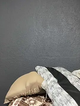 MeekyCurvyAss online show from February 8, 4:43 pm