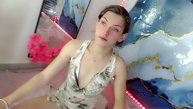 Snapshot of NathalialLooes chatting on June 5, 5:14 am NathalialLooes online show from June 5, 5:14 am