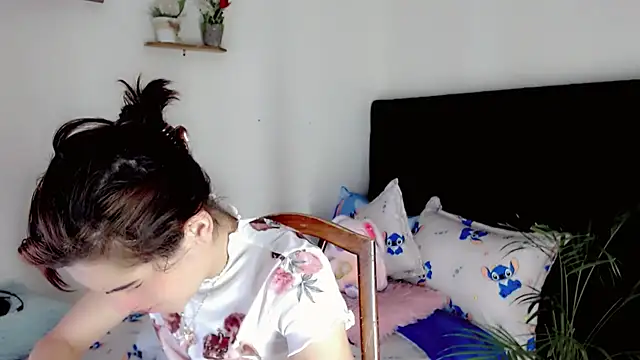 NathalialLooes online show from July 8, 5:34 am