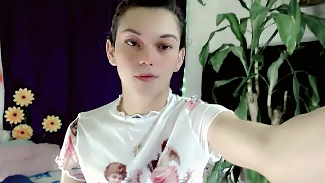 NathalialLooes online show from July 11, 12:57 am