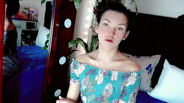 NathalialLooes online show from July 28, 2:07 am