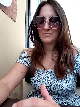 Snapshot of Alexdevil92 chatting on June 22, 1:41 pm Alexdevil92 online show from June 22, 1:41 pm