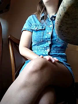 Snapshot of Alexdevil92 chatting on July 7, 8:18 am Alexdevil92 online show from July 7, 8:18 am