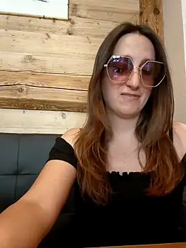 Snapshot of Alexdevil92 chatting on July 28, 1:54 pm Alexdevil92 online show from July 28, 1:54 pm