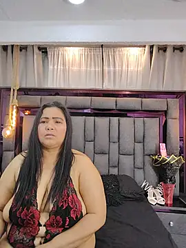 Snapshot of Karina_Mendoza chatting on July 12, 12:07 pm Karina Mendoza online show from July 12, 12:07 pm