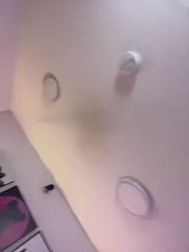 Maddie Rosee online show from February 28, 3:29 am