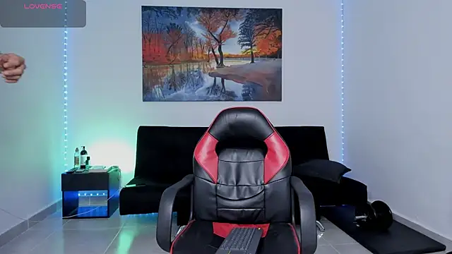 Snapshot of ryanwhite3 chatting on February 5, 10:58 pm ryanwhite3 online show from February 5, 10:58 pm