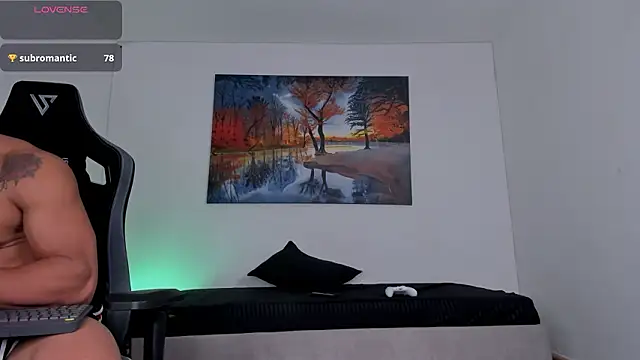 Snapshot of ryanwhite3 chatting on March 12, 12:06 am ryanwhite3 online show from March 12, 12:06 am