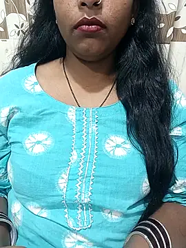 Parul-009 online show from February 14, 8:05 pm