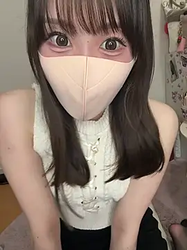 Snapshot of momo_mm chatting on July 17, 1:01 am momo mm online show from July 17, 1:01 am
