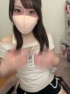 Snapshot of momo_mm chatting on July 20, 3:10 am momo mm online show from July 20, 3:10 am