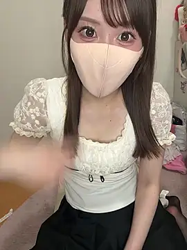 Snapshot of momo_mm chatting on July 27, 7:59 am momo mm online show from July 27, 7:59 am