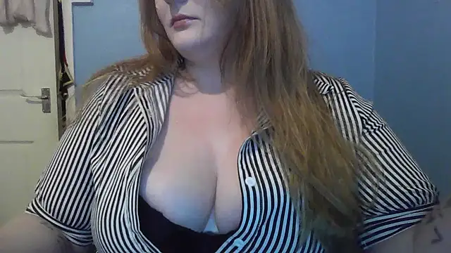 tippytoes89 online show from March 14, 7:52 pm