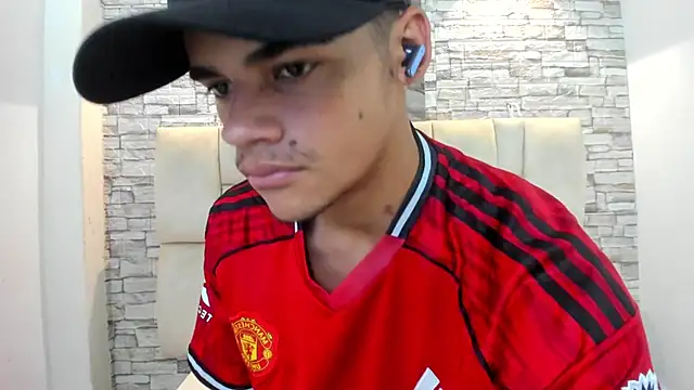 samuel wyatt online show from March 6, 1:07 pm