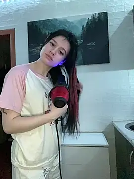 Carolina G0lden online show from May 2, 10:48 pm