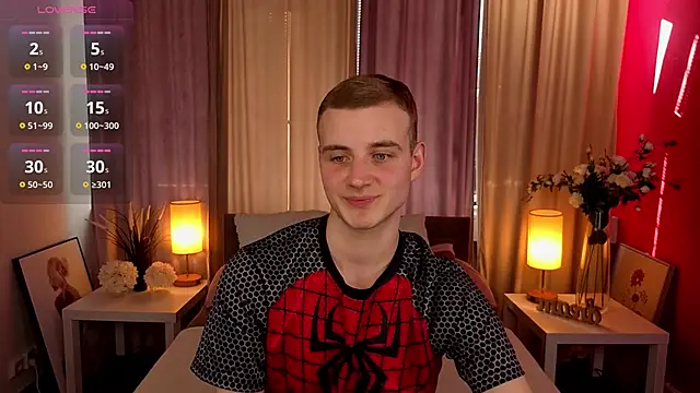 HereAlexColee online show from March 12, 2:23 pm