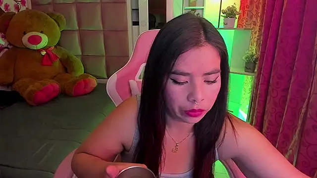 liany taylor online show from February 26, 9:19 am