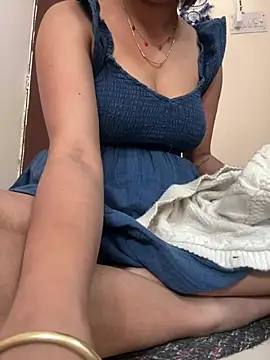 kavyababy00 online show from February 27, 5:29 am