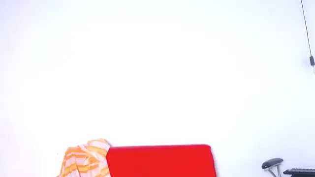 arielnoir6958 online show from June 12, 10:30 pm