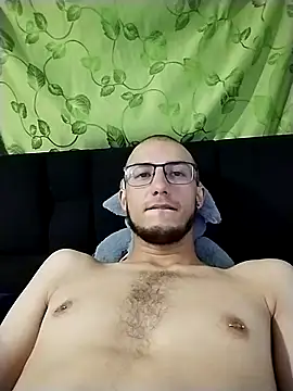 Snapshot of Camilo1826 chatting on April 8, 3:23 pm Camilo1826 online show from April 8, 3:23 pm