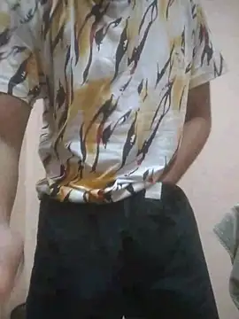 chocolatesboy143 online show from March 8, 3:27 pm