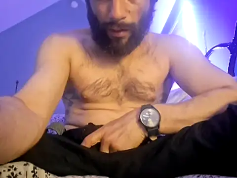 TrndSettr online show from March 4, 6:19 am