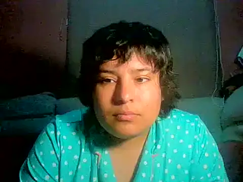 Snapshot of CuttieSeth chatting on March 31, 5:41 am CuttieSeth online show from March 31, 5:41 am