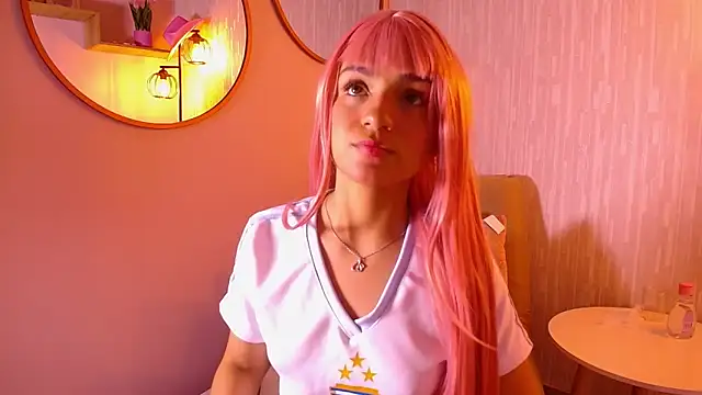 Snapshot of Kitty_madness chatting on June 22, 9:01 pm Kitty madness online show from June 22, 9:01 pm