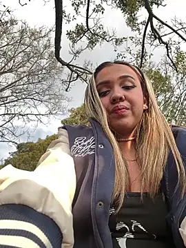 AryMoonxxx online show from February 14, 10:17 pm