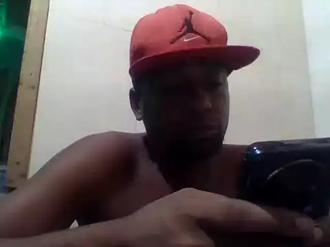 Snapshot of the_black_23cm chatting on February 16, 7:04 am the black 23cm online show from February 16, 7:04 am