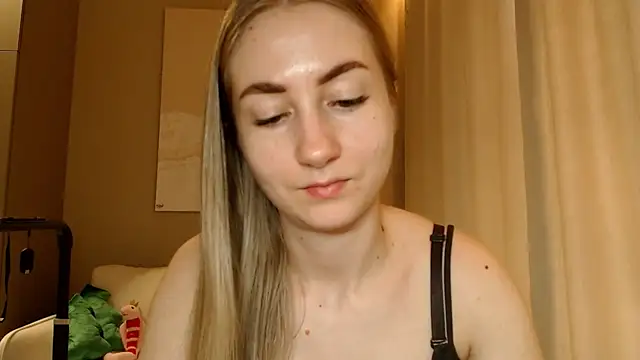 BluueSilk online show from January 29, 12:24 pm